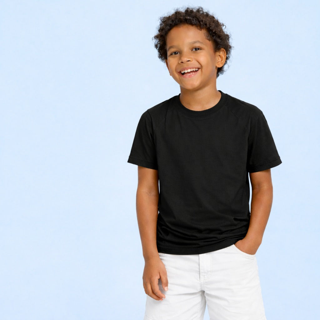 Polera Montecarlo Deportiva Niño Control Dry + UV 150 g/m² – Educación Física y Deportes